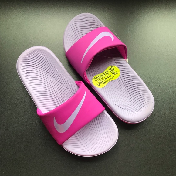 nike squeeze flip flops